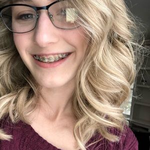 Meet your Posher, Lacey